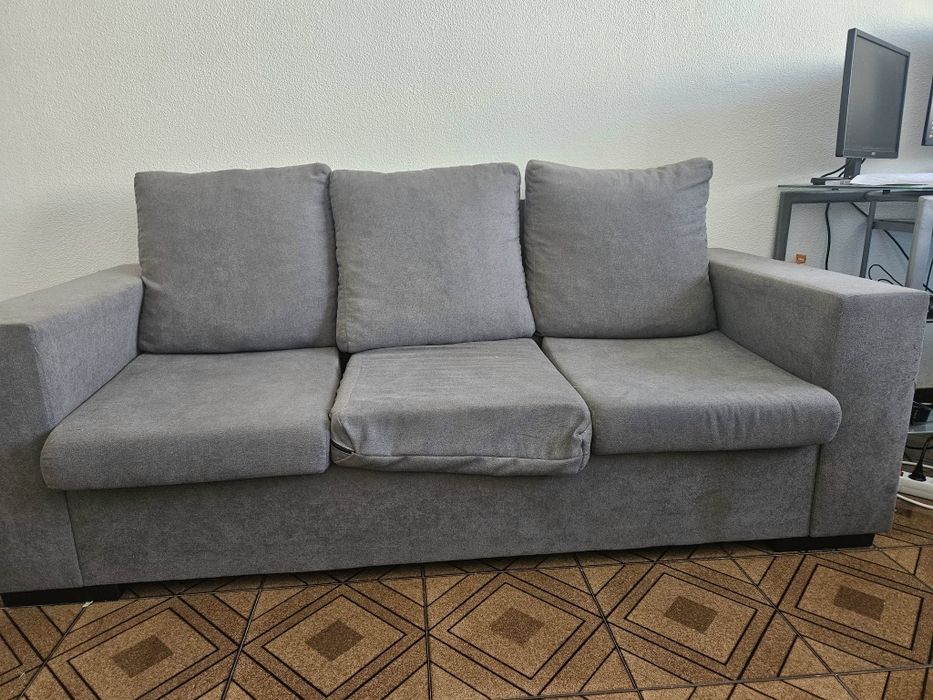 Sofá 3 Lugares...
