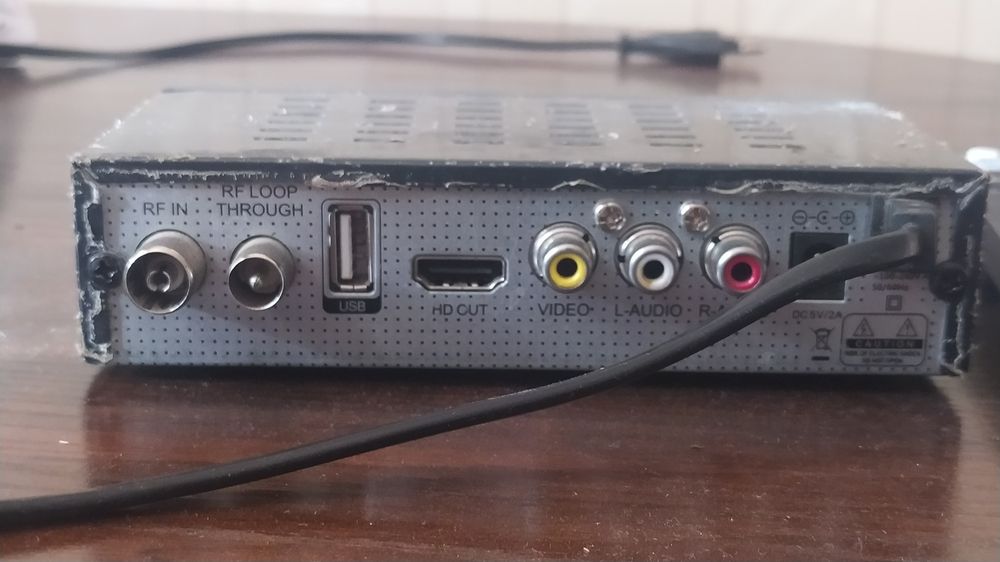 Т2 приставка с входом Юсб под флешку