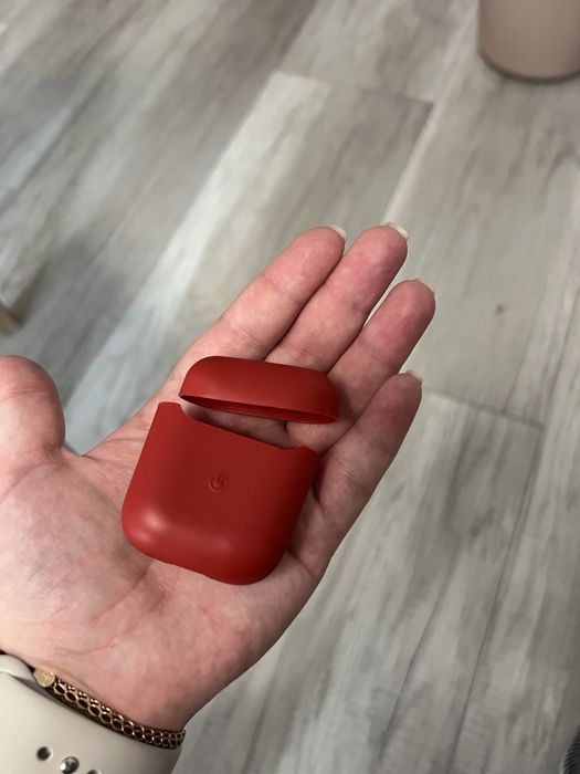 Чохол на AirPods
