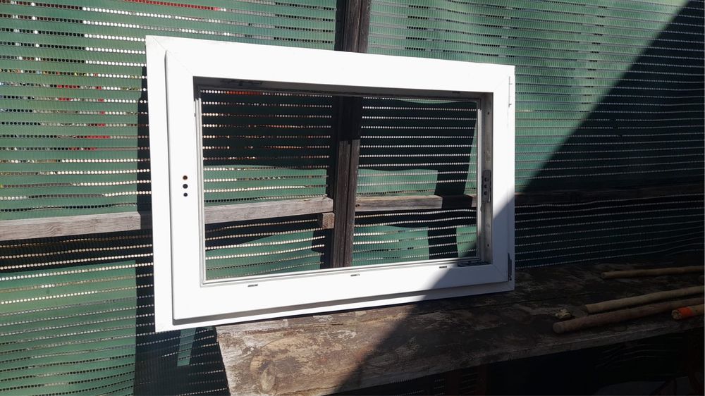 Janelas e portada em PVC