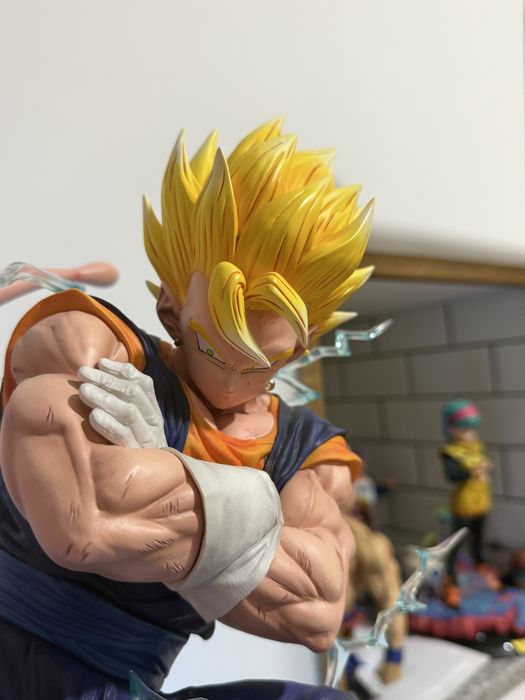 Vegito vs buu resina kd collectibles recast
