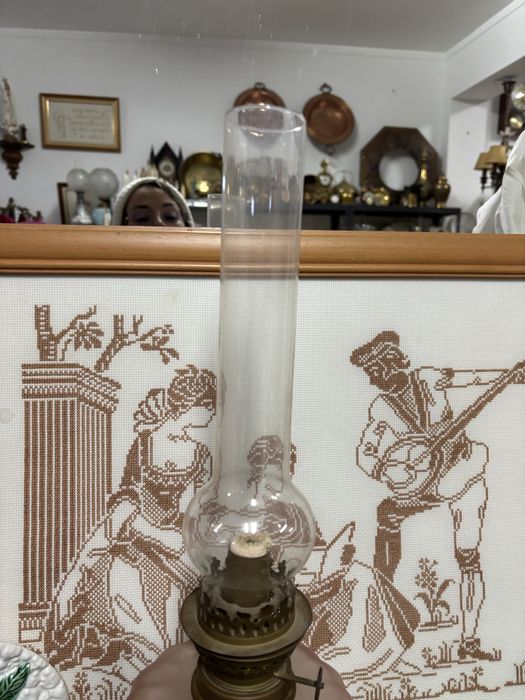 Candeeiro vintage a petroleo rosa