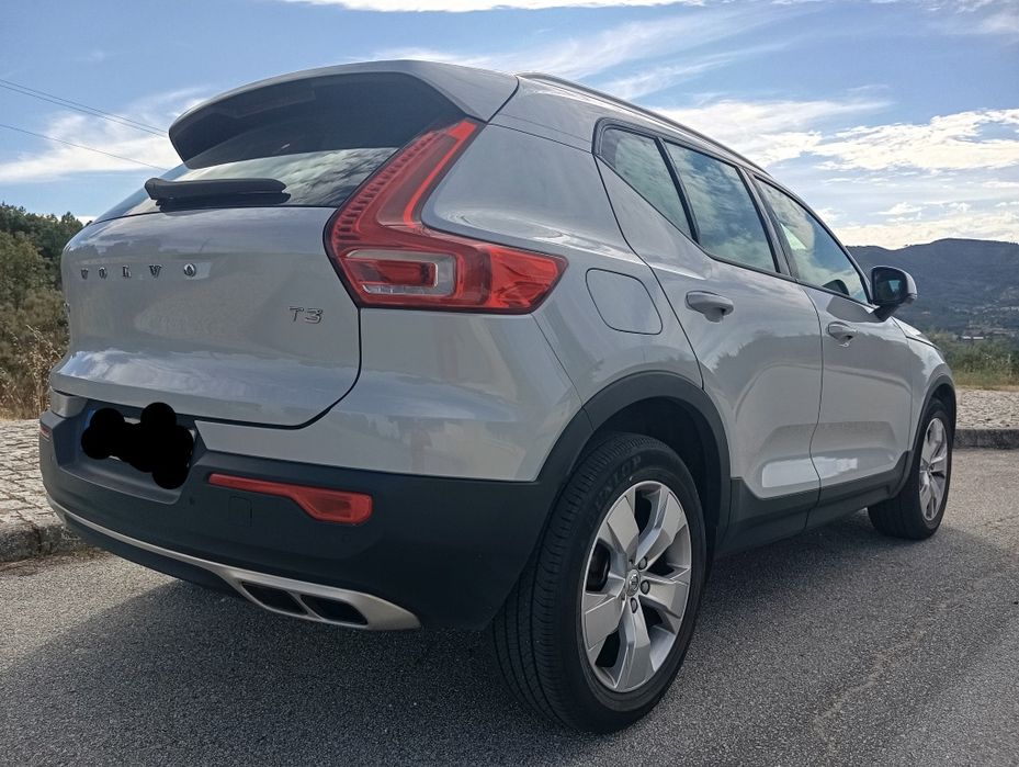 Volvo XC 40 T3 Momentum