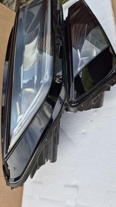 Lampa przód prawa przednia  SKODA KODIAQ 566 566941016
