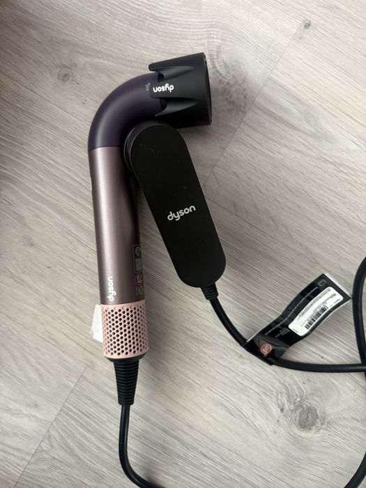 Фен Dyson Supersonik