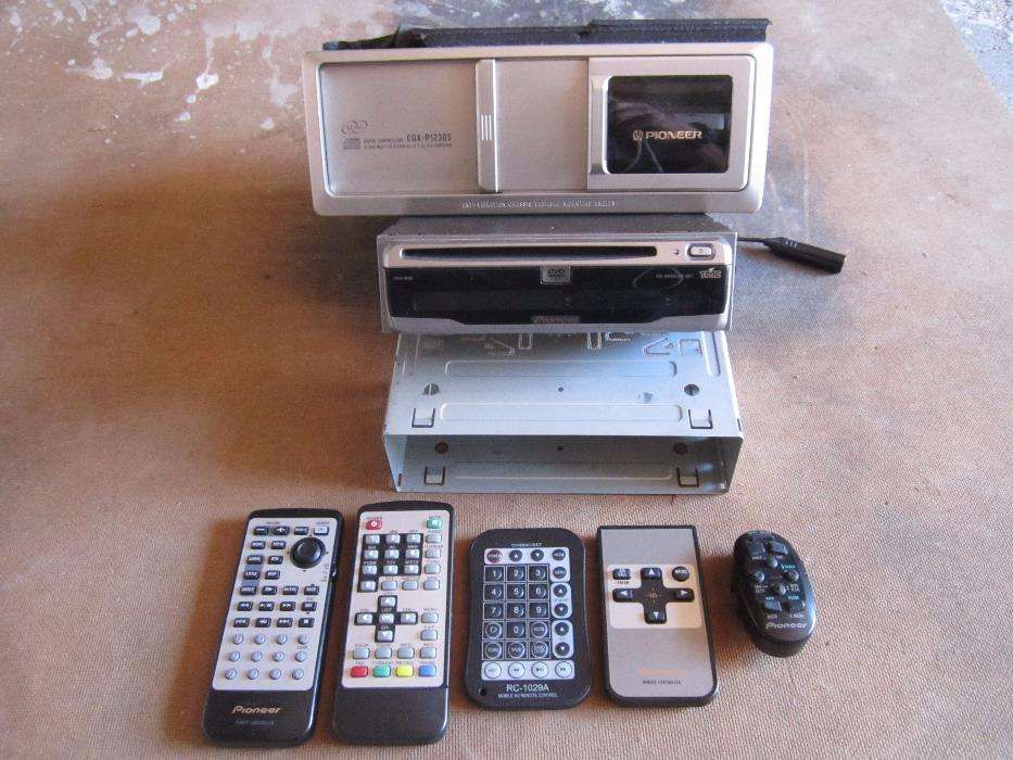 Radio e Caixa de Cds Pioneer, Kit Gps, Modulo Tv