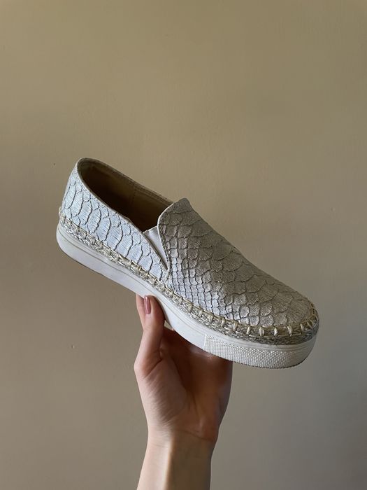 Srebrne espadryle