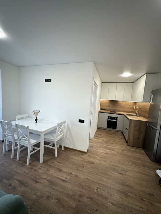 **Перша Оренда!ЦЕНТР! Неймовірно Гарна Студія + Кімната