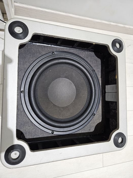 Subwoofer aktywny 200 watt Harman Kardon sub ts7/230