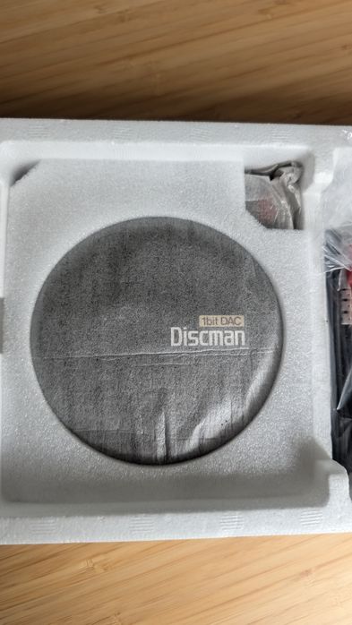 Sony Discman D-99 новий.