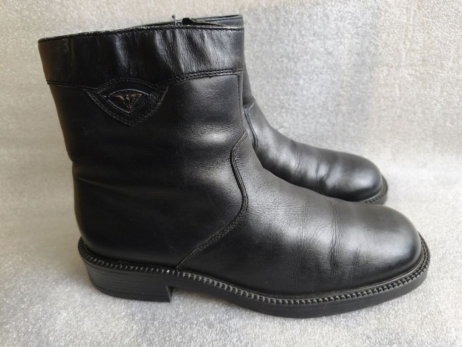 Мужские зимние кожаные сапоги.Размер 42.