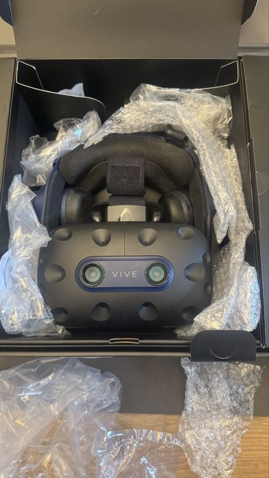 HTC Vive pro 2 full kit, окуляри віртуальної реальності