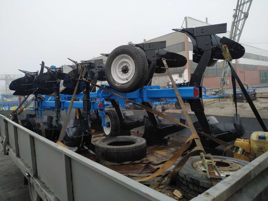 Плуг оборотный навесной ПОН-3 (2+1) для МТЗ-80, ХТЗ "Уманьфермаш"