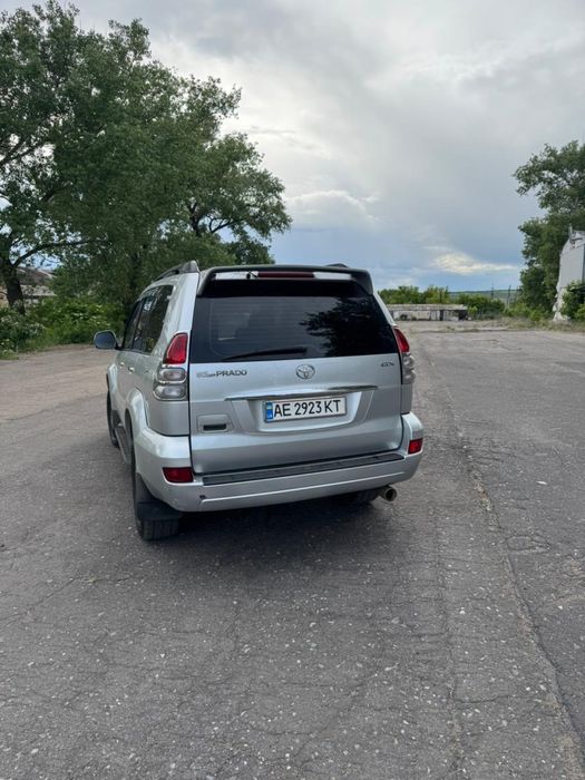 Продам Toyota Land Cruiser Prado