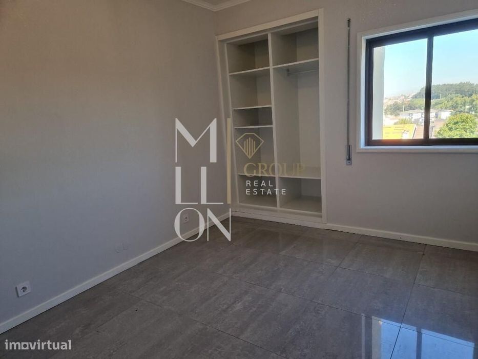 Apartamento T3 Renovado com Suite e Excelente Exposição Solar | Paços