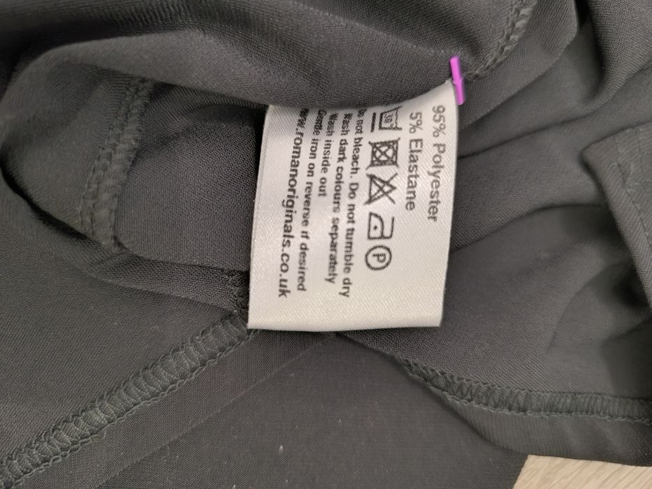 Nowa bluza Roman w rozmiarze 40