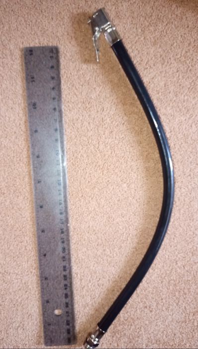 Шланг для накачування тиску в шинах