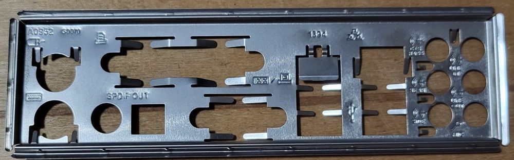 Материнська плата Gigabyte GA-EP41T-UD3L