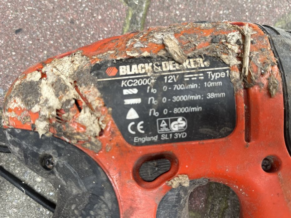 Wiertarka Wkrętarka Latarka Black & Decker