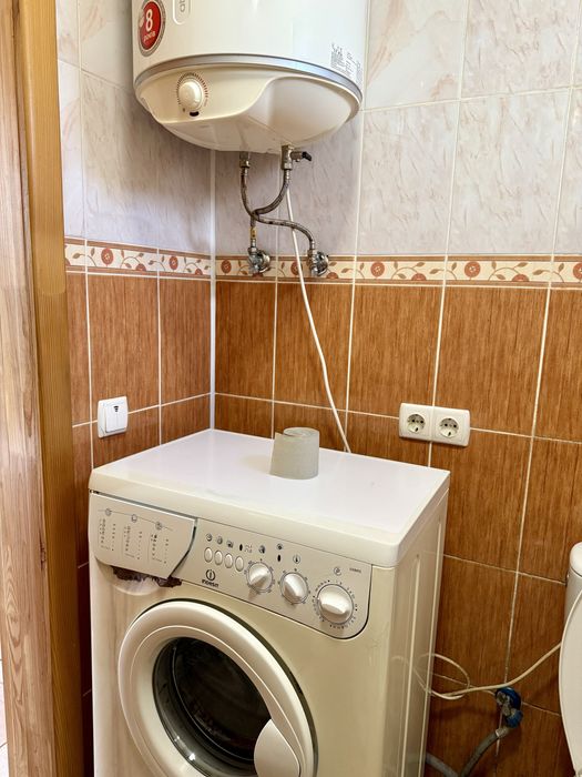 Здається будинок в тихому районі міста