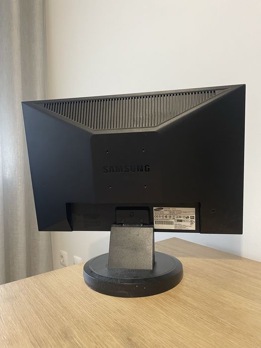 Samsung syncmaster 2023nw