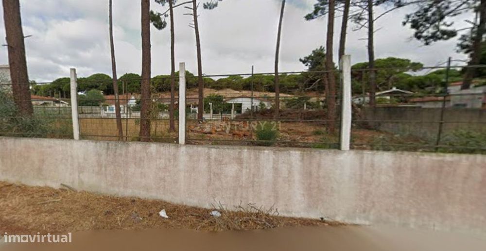 Descubra este excelente terreno com 510 m2 quadrados, no Pinhal do Rei