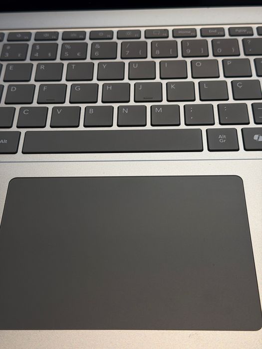 Microsoft Surface Laptop 7 X Elite – 16GB / 256GB – PROMOÇÃO 7 DIAS