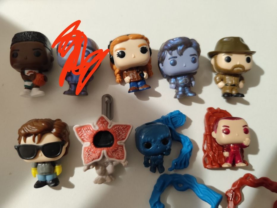 Фігурки Kinder joy, stranger things
