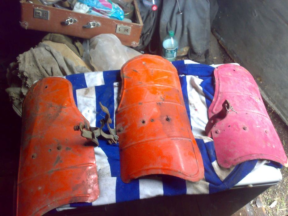 Щитки для мото техники.