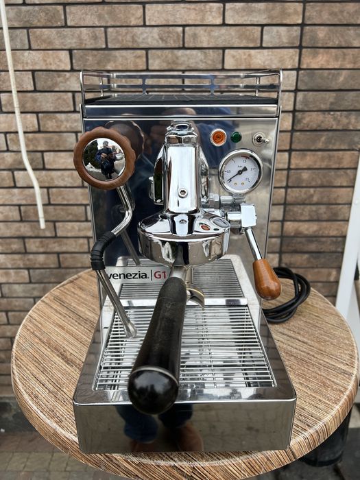 Кофеварка професійна  для дому