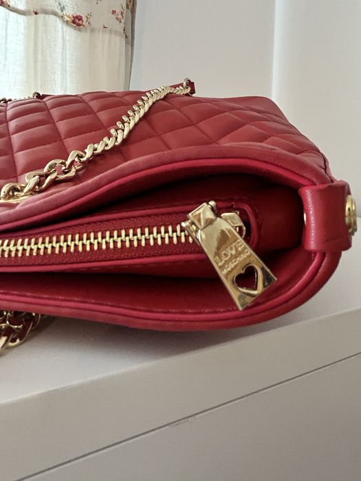 Mala Love moschino vermelha