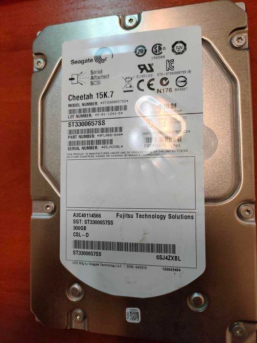 SAS 3.5` Жесткий Диск/HDD Seagate Cheetah 15K.7 ST3300657SS