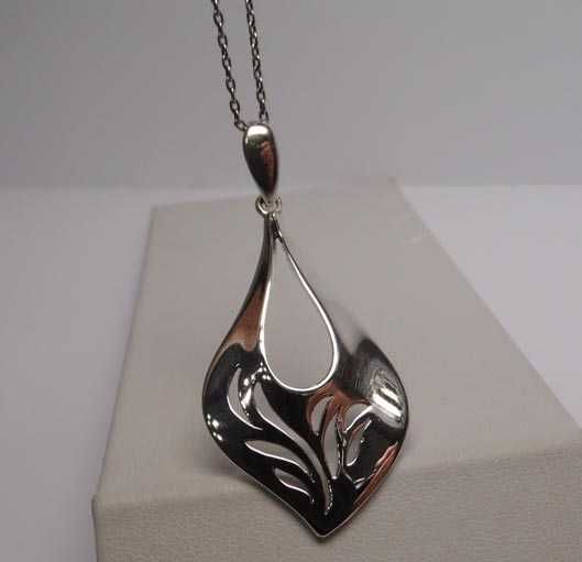 Srebrna zawieszka liść ażurowe ozdoby