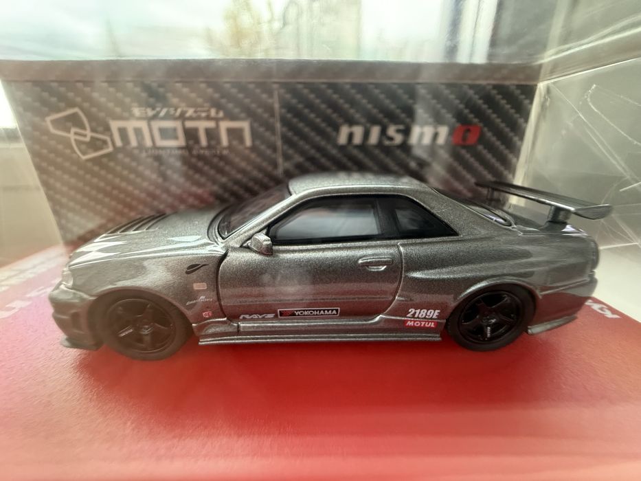 Kyosho 1/64 Nissan Skyline GT-R R34 NISMO Gray LED | Нова