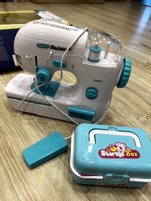 Maquina de Costura para Crianças | Sewing Machine by Zoko