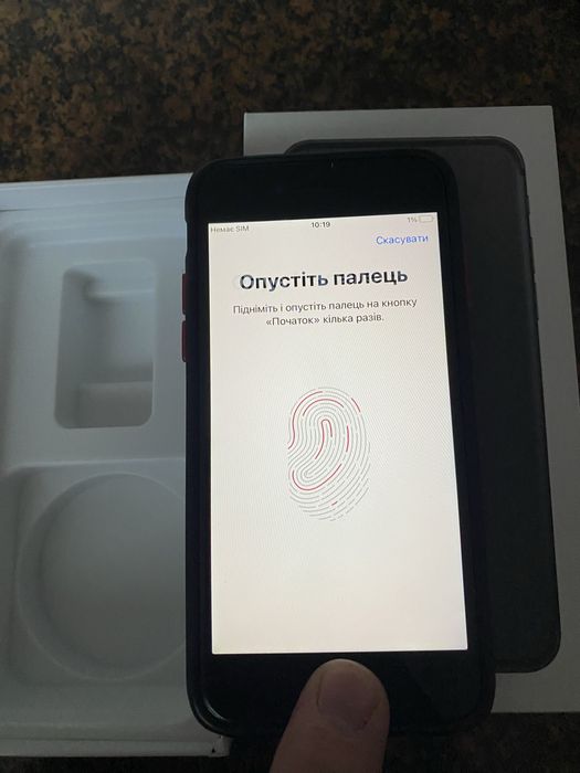 Продам iPhone 7 neverlok