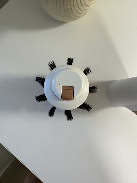 Фен-щітка/Фен- щетка Rowenta CF9720F0