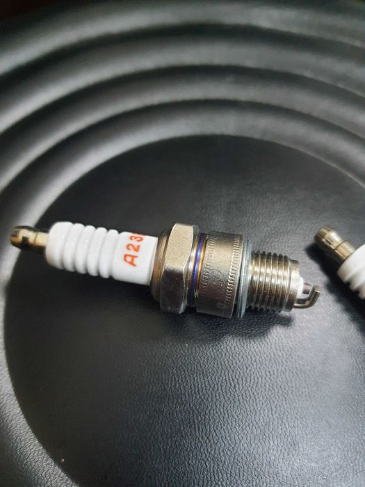 Свічка 2 шт Муравей Тула Минск ИЖ ЯВА ДНЕПР МТ УРАЛ Восход