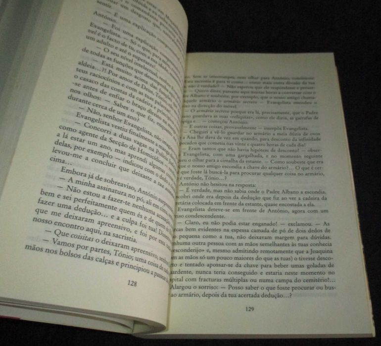 Livro O Papa que nunca existiu António Andrade Albuquerque