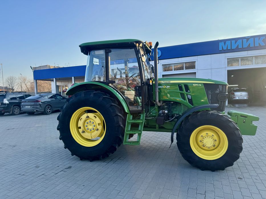 Трактор John Deere 6110B 2017р