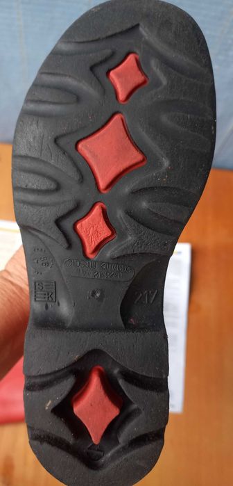 Дитячі/жіночі резинові чобітки б/в 35-36розм у відмінному стані