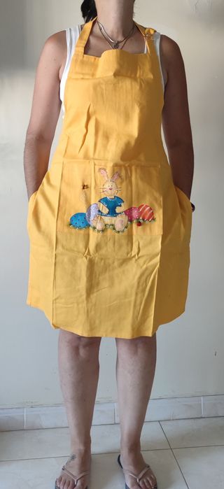 Avental de cozinha com o coelhinho da páscoa