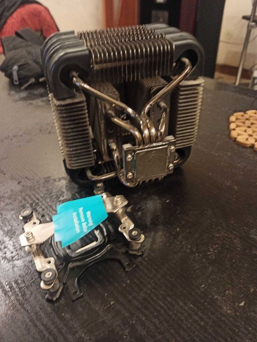 Безвентиляторный кулер Zalman FX100 cube