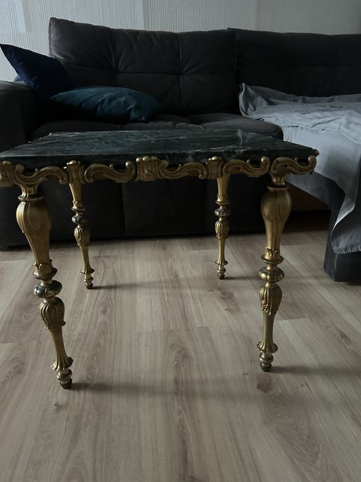 Стол журнальный