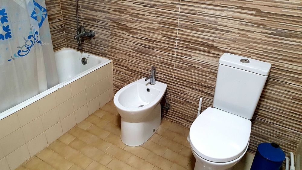 Quarto para estudante com casa de banho privativa