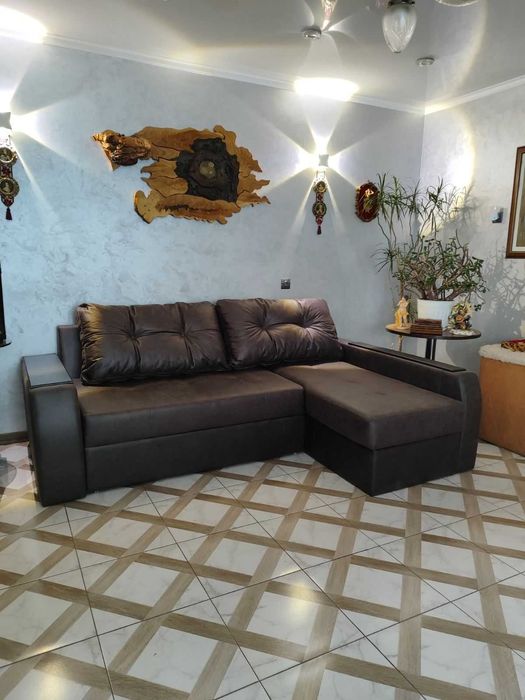 Дениші, чудовий будинок в тихому куточку