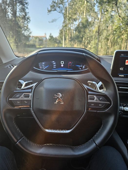 Peugeot 3008 1.2 PureTech  Allure 2017 Automático