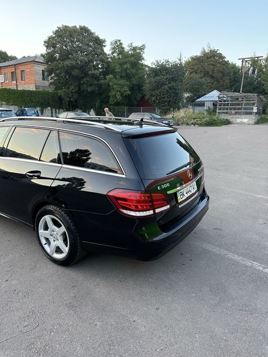 Продається  Mercedes w212 rest