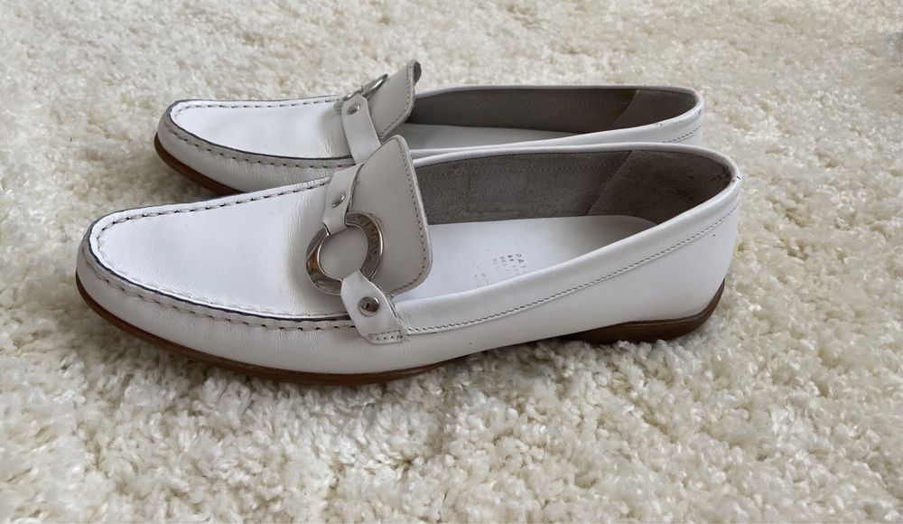 Мокасіни/туфлі  Geox білі