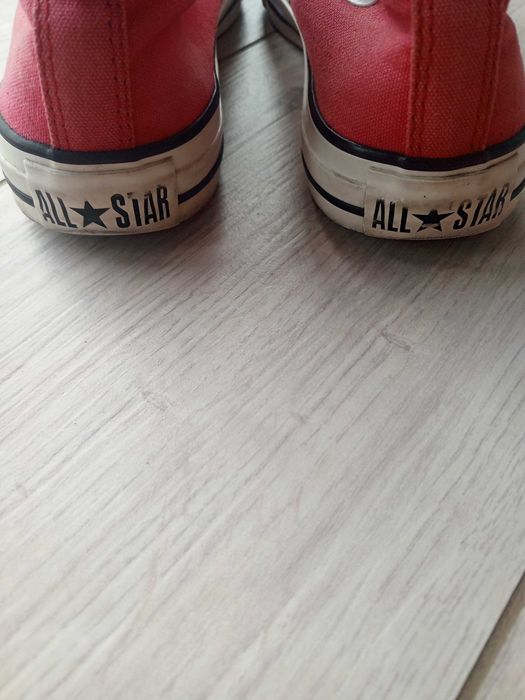 Converse długie czerwone 38